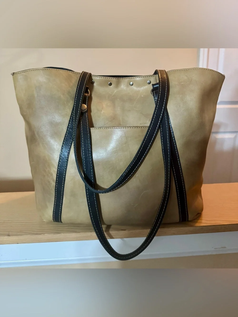 Patricia Nash Benvenuto Leather Tote | Rare Discontinued Distressed Cream